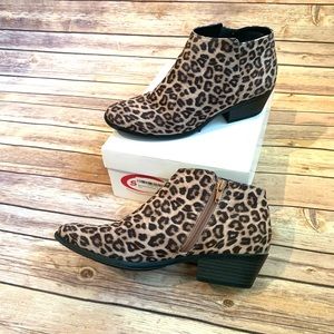 Soda Mug Cheetah Ankle Boot - Size 8